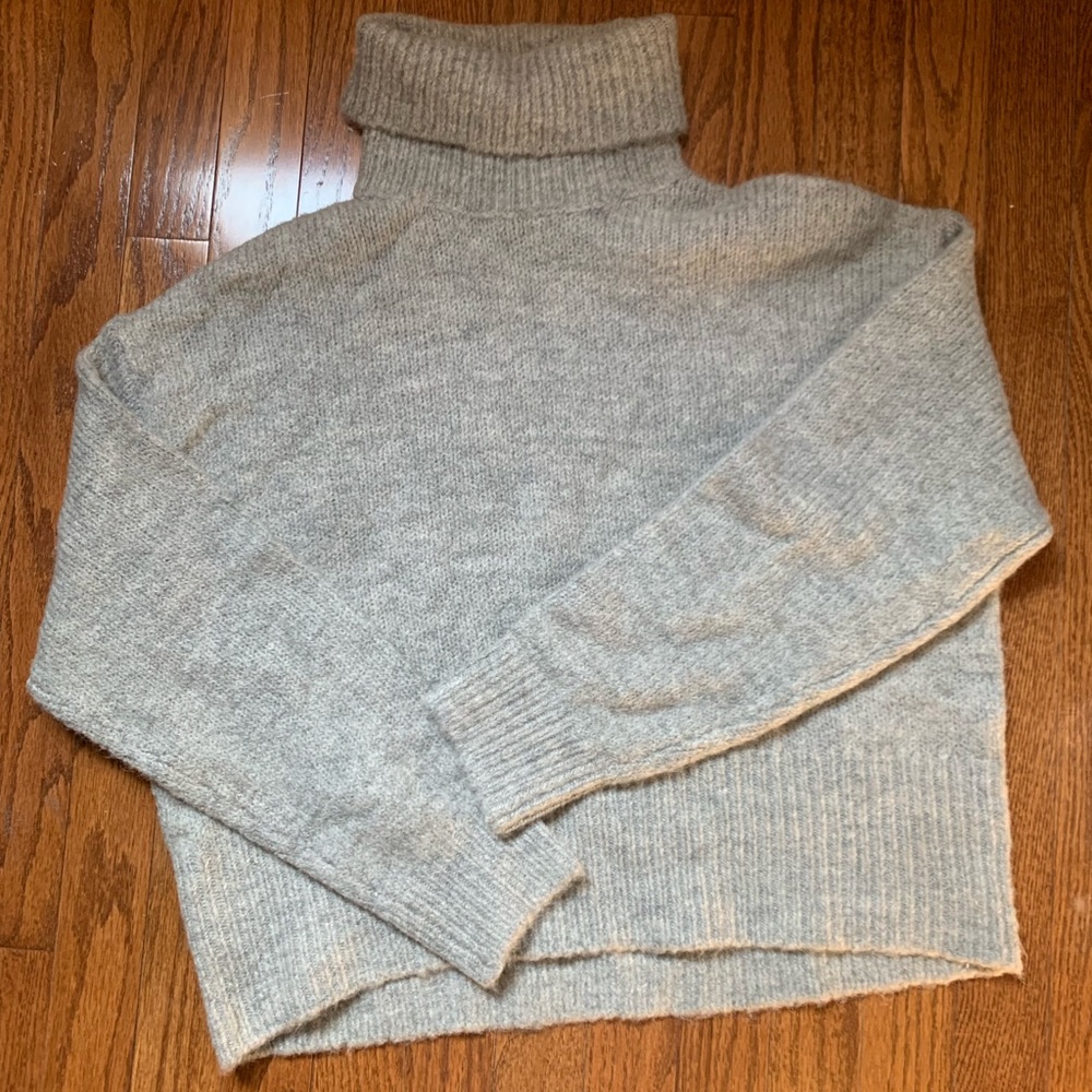 Gray sweater